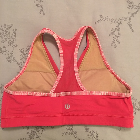 workout bra - Picture 2 of 2
